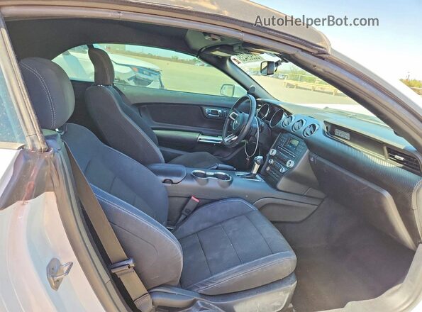 1FATP8EM3G5307104 2016 FORD MUSTANG White Вид задніх сидінь
