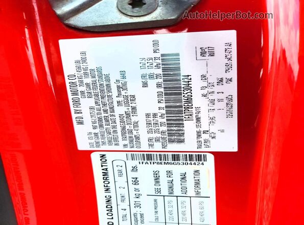 1FATP8EM6G5304424 2016 FORD MUSTANG Red Engine compartment view