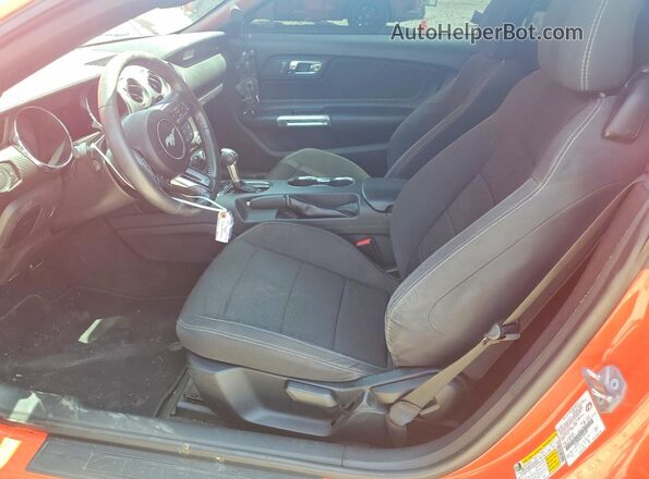 1FATP8EM6G5305282 2016 FORD MUSTANG Orange წინა სალონის ხედი