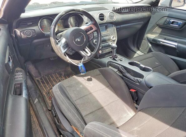 1FATP8EM7G5227076 2016 FORD MUSTANG Серебряный Вид панели приборов