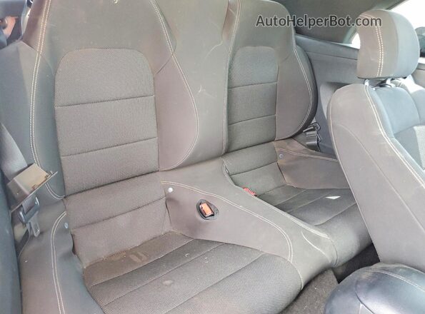 1FATP8EM7G5227076 2016 FORD MUSTANG Серебряный Вид задних сидений