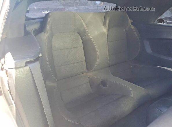 1FATP8EMXG5292004 2016 FORD MUSTANG Silver Հետևի նստատեղերի տեսք