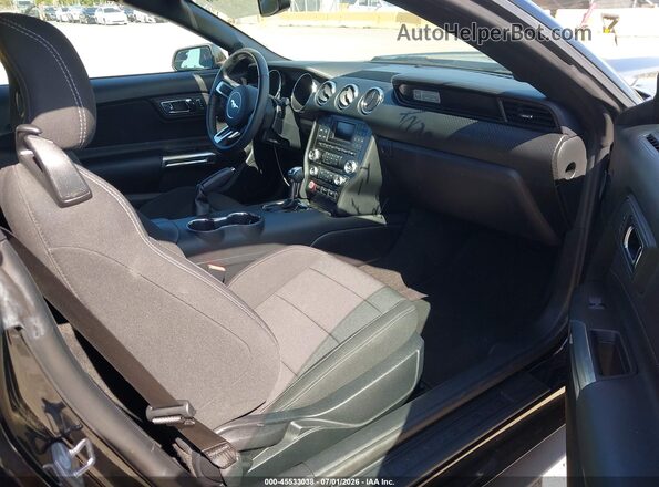 1FATP8EMXG5334316 2016 FORD MUSTANG Black წინა სალონის ხედი