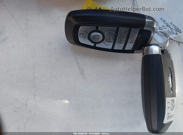 1FATP8FF1L5118607 2020 FORD MUSTANG White Widok deski rozdzielczej
