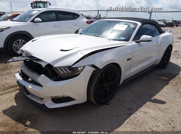 1FATP8FF2H5213488 2017 FORD MUSTANG Белый Передняя левая четверть