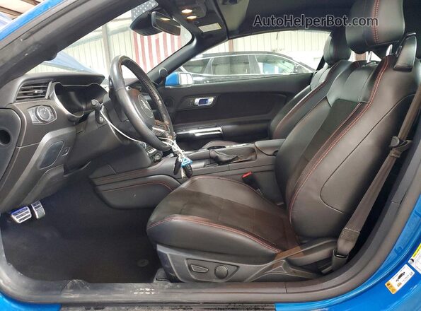 1FATP8FF3L5118009 2020 FORD MUSTANG Blue Vista interior delantera