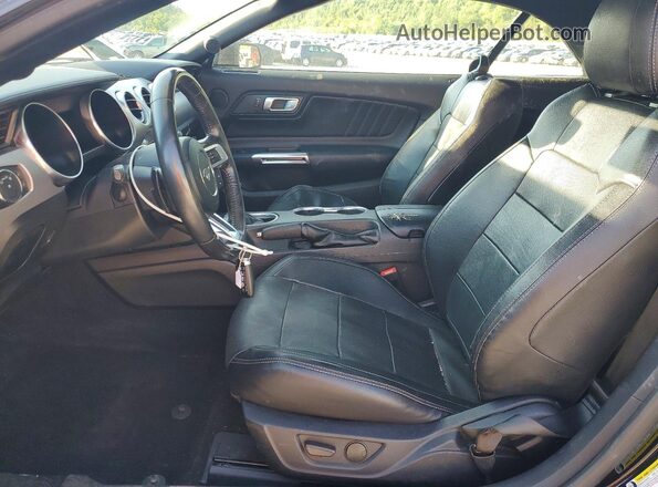 1FATP8FF4N5117051 2022 FORD MUSTANG Black Front interior view