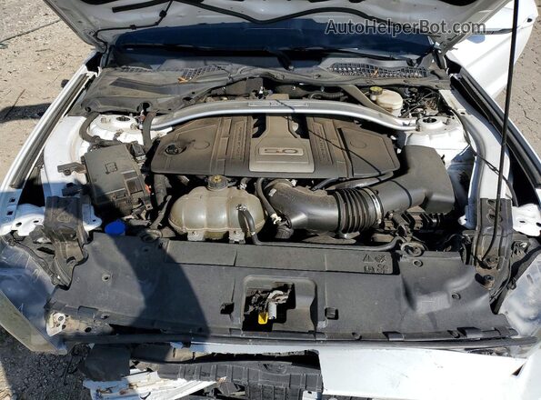 1FATP8FF9L5143058 2020 FORD MUSTANG White Widok wnętrza z tyłu