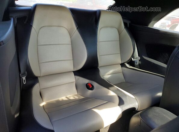 1FATP8UH0G5282120 2016 FORD MUSTANG Red უკანა სავარძლების ხედი