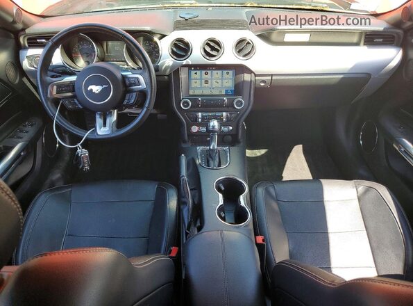 1FATP8UH0G5292193 2016 FORD MUSTANG Orange Vista del salpicadero
