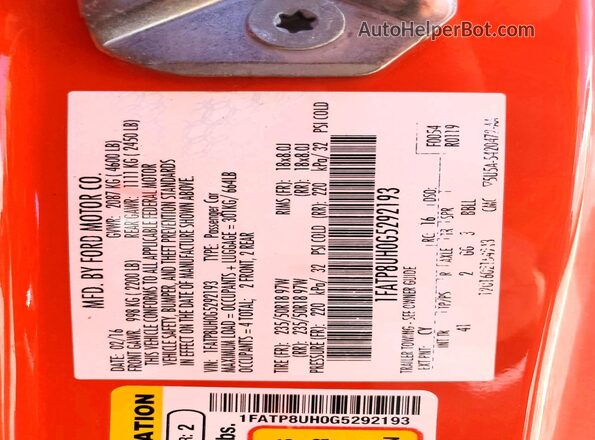 1FATP8UH0G5292193 2016 FORD MUSTANG Orange Vista del compartimento del motor