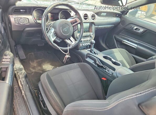 1FATP8UH0J5113643 2018 FORD MUSTANG Black Dashboard view