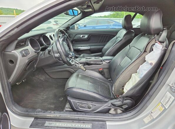 1FATP8UH0K5170507 2019 FORD MUSTANG Silver Widok wnętrza z przodu