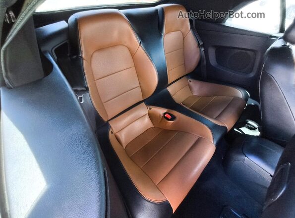 1FATP8UH0L5106047 2020 FORD MUSTANG White უკანა სავარძლების ხედი
