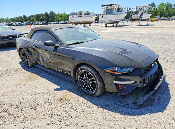 1FATP8UH1J5143511 2018 FORD MUSTANG Черный Передняя правая четверть
