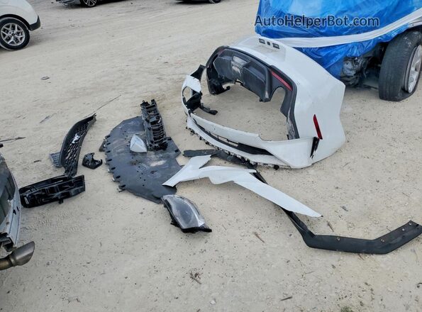 1FATP8UH1J5173009 2018 FORD MUSTANG White ძრავის განყოფილების ხედი