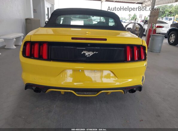 1FATP8UH2G5281325 2016 FORD MUSTANG Yellow 