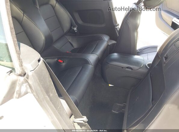 1FATP8UH2H5273064 2017 FORD MUSTANG Серебряный Вид наклейки с VIN-кодом