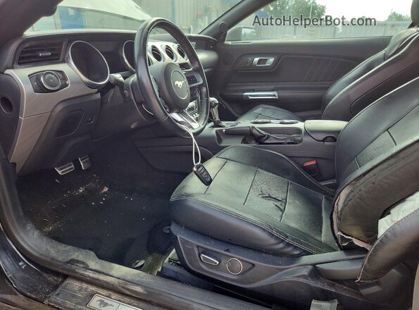 1FATP8UH2J5133117 2018 FORD MUSTANG Gray Սալոնի դիմացի տեսք