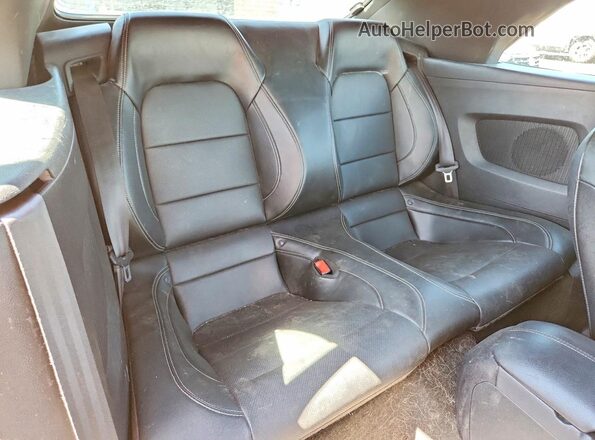 1FATP8UH2J5157062 2018 FORD MUSTANG Blue Vista de los asientos traseros