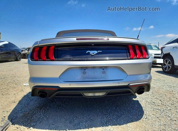 1FATP8UH2M5110246 2021 FORD MUSTANG Silver Widok z tyłu