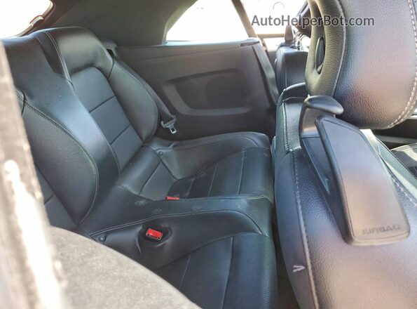 1FATP8UH3H5292836 2017 FORD MUSTANG White Rear seats view