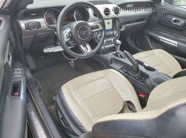 1FATP8UH3J5115094 2018 FORD MUSTANG Black წინა პანელის ხედი
