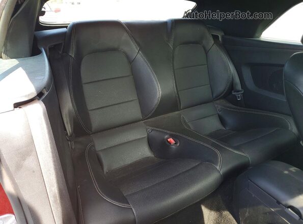 1FATP8UH3K5116263 2019 FORD MUSTANG Red Vista de los asientos traseros