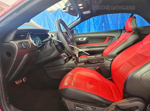 1FATP8UH4J5101415 2018 FORD MUSTANG Red Սալոնի դիմացի տեսք