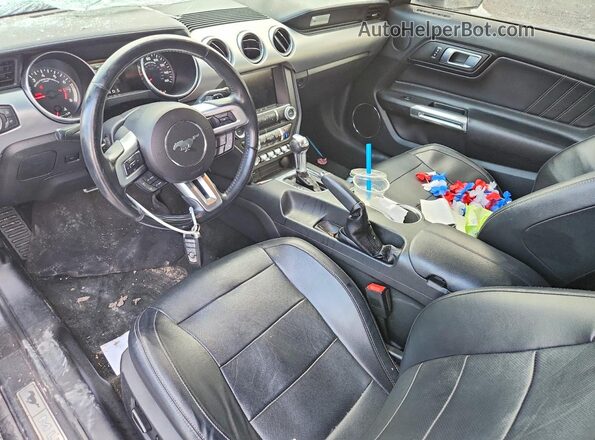 1FATP8UH4J5133345 2018 FORD MUSTANG Gray Dashboard view