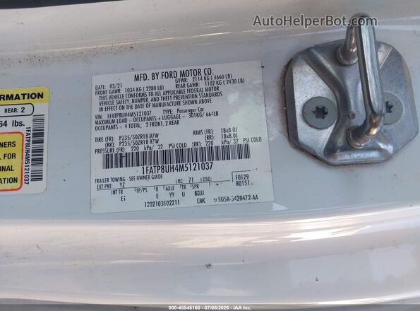 1FATP8UH4M5121037 2021 FORD MUSTANG White Vista del compartimento del motor
