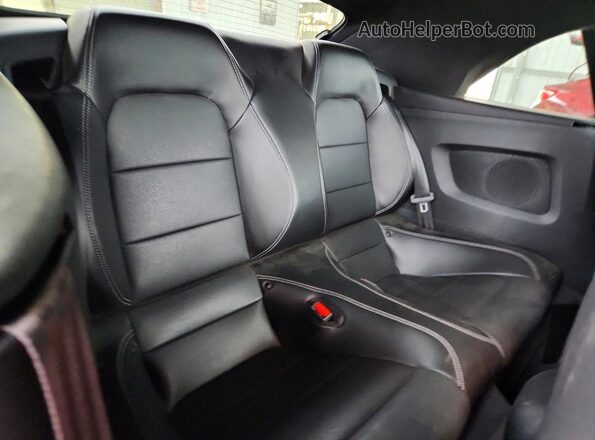 1FATP8UH4N5130113 2022 FORD MUSTANG Blue Rear seats view