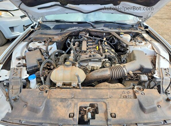 1FATP8UH4P5111628 2023 FORD MUSTANG White უკანა სალონის ხედი