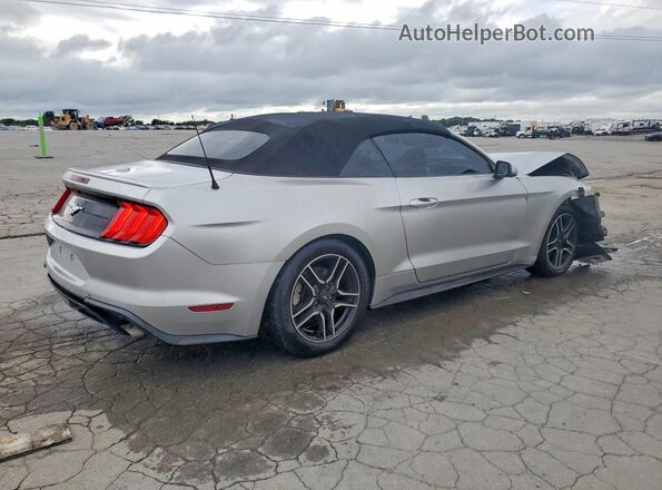 1FATP8UH5J5133077 2018 FORD MUSTANG Silver Tył prawy