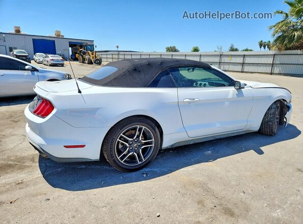 1FATP8UH5J5176995 2018 FORD MUSTANG Белый Задняя правая четверть