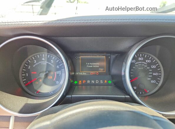 1FATP8UH5J5176995 2018 FORD MUSTANG Белый Вид щитка приборов
