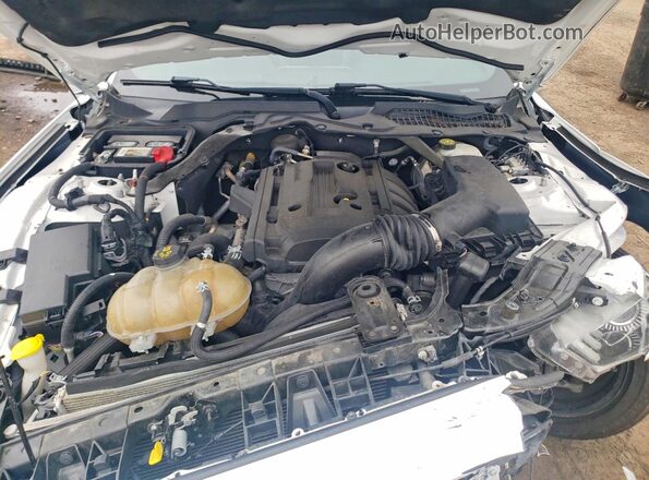 1FATP8UH5K5149149 2019 FORD MUSTANG White უკანა სალონის ხედი