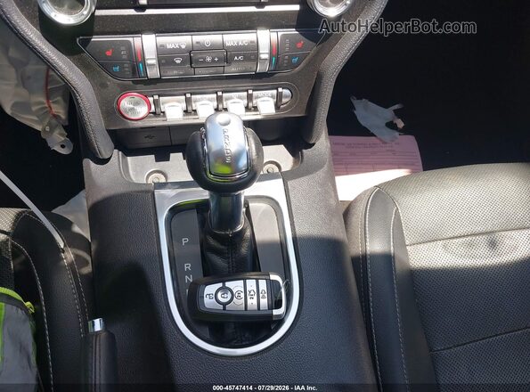 1FATP8UH5K5170048 2019 FORD MUSTANG Silver Առջևի վահանակի տեսք