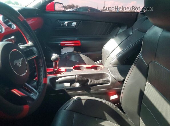 1FATP8UH5L5137696 2020 FORD MUSTANG Red წინა სალონის ხედი