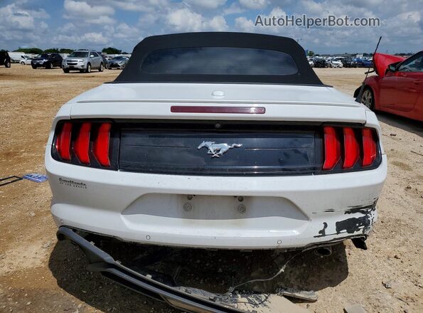 1FATP8UH6L5125783 2020 FORD MUSTANG White უკანა ხედი