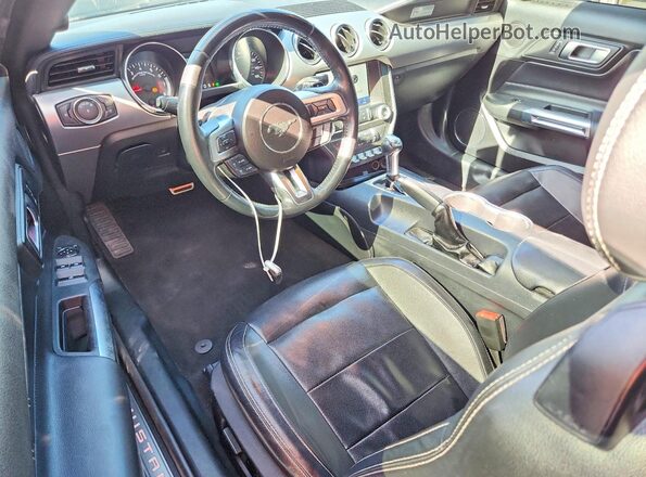 1FATP8UH6M5120519 2021 FORD MUSTANG Black Dashboard view