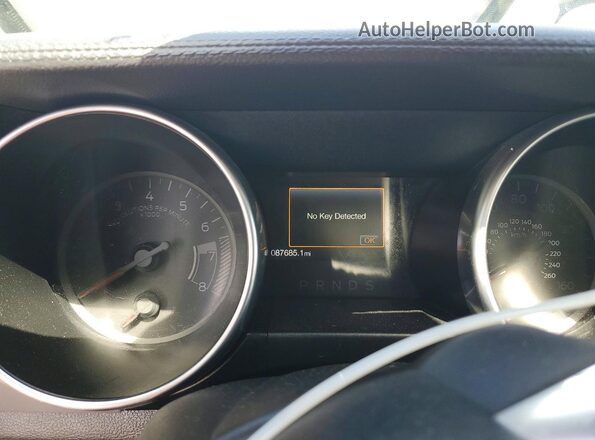 1FATP8UH6N5107979 2022 FORD MUSTANG Black ხელსაწყოთა პანელის ხედი