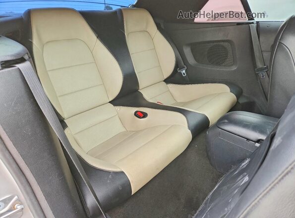1FATP8UH7H5296064 2017 FORD MUSTANG Silver Հետևի նստատեղերի տեսք