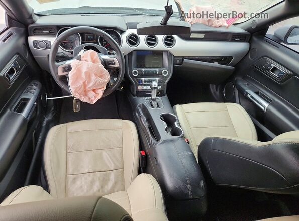 1FATP8UH7H5296064 2017 FORD MUSTANG Silver Առջևի վահանակի տեսք