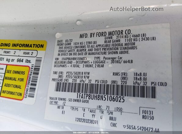 1FATP8UH8N5106025 2022 FORD MUSTANG Белый Вид подкапотного пространства