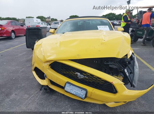 1FATP8UH9G5216875 2016 FORD MUSTANG Yellow უკანა სალონის ხედი