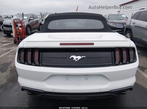 1FATP8UH9J5111146 2018 FORD MUSTANG Белый 