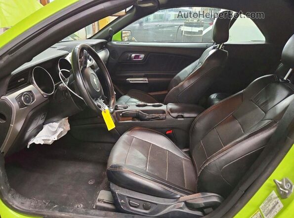 1FATP8UH9L5113157 2020 FORD MUSTANG Green Սալոնի դիմացի տեսք