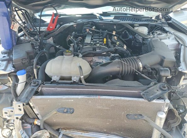 1FATP8UH9M5111815 2021 FORD MUSTANG Серебряный Вид задней части салона