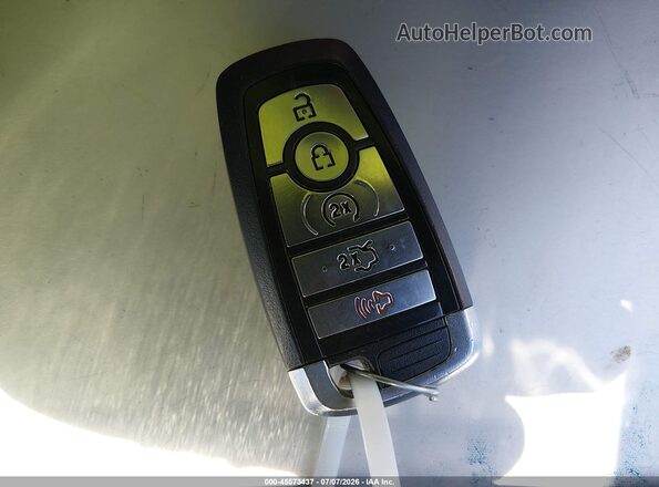 1FATP8UH9M5121356 2021 FORD MUSTANG Белый Вид панели приборов